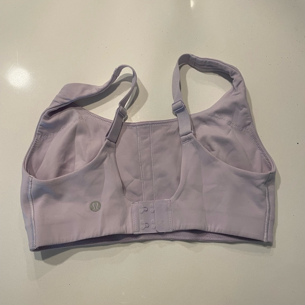 Lululemon NWOT lavender dew 6 C/D in alignment